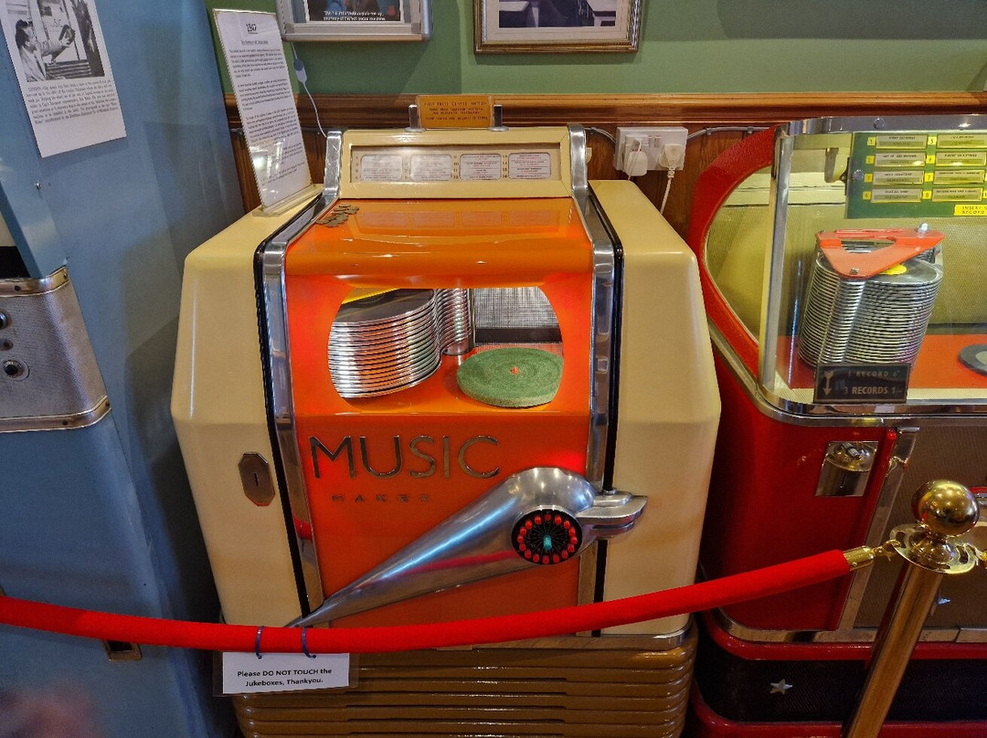 Ditchburn Jukebox Museum-Lytham St Anne's必去景点