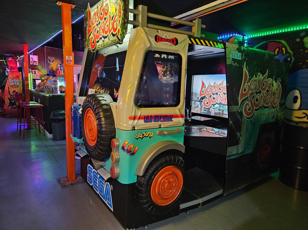Insanity Gaming Arcade-普尔必去景点