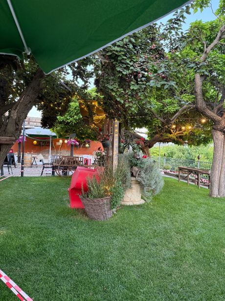 Hotel Restaurante Iacobus-旅行者