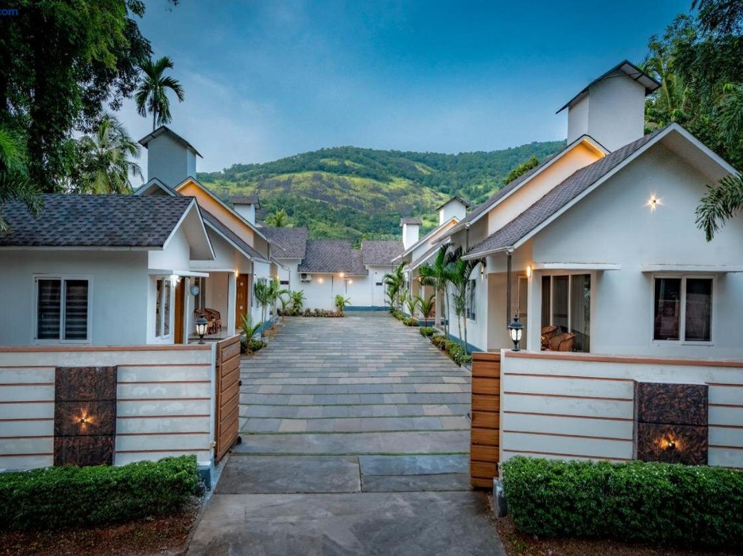 New Abrigo Resorts