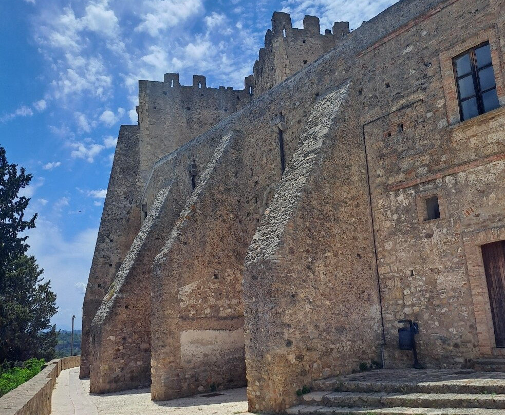 Castle of Malconsiglio-Miglionico必去景点