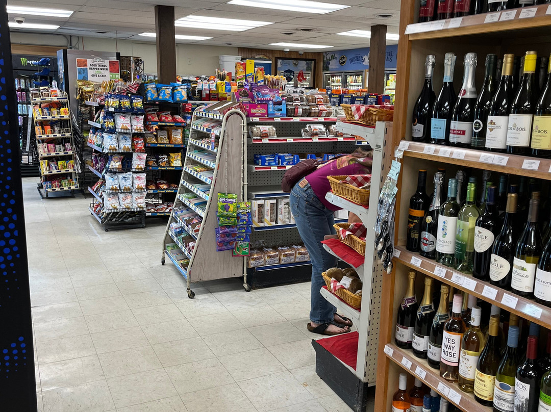 Tom's Mini Mart