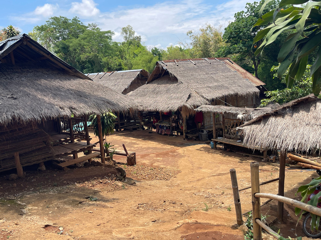 Longneck Karen Village-清莱必去景点