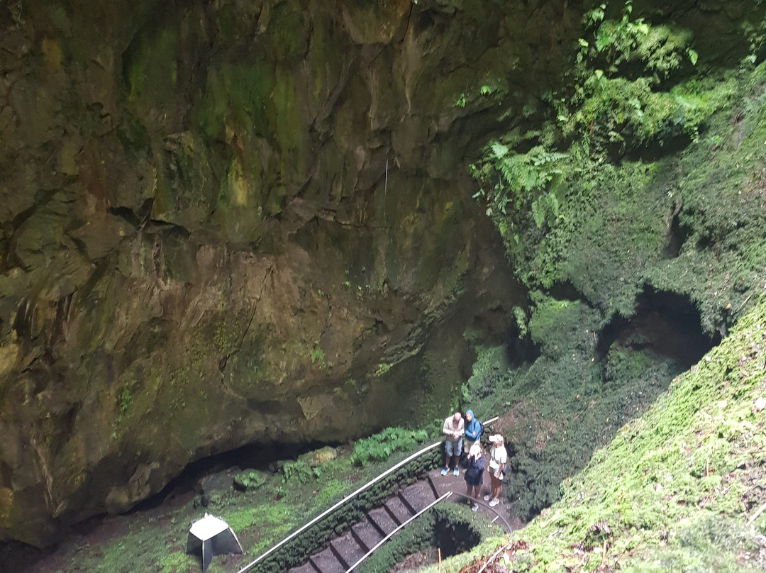 Gruta do Carvão-蓬塔德尔加达必去景点