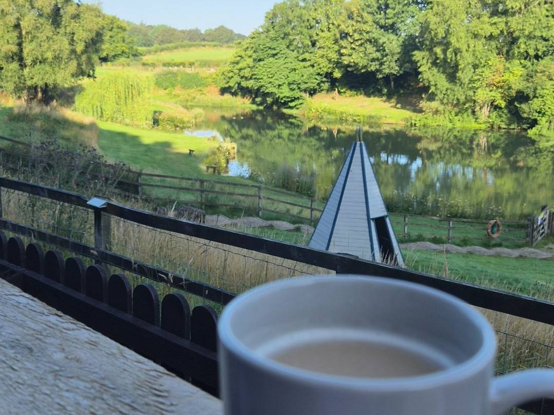 New Mills Trout Fishing Park-Brampton必去景点