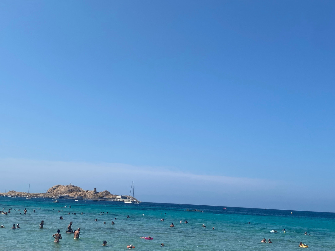 Plage de L'Île-Rousse-Ile Rousse必去景点