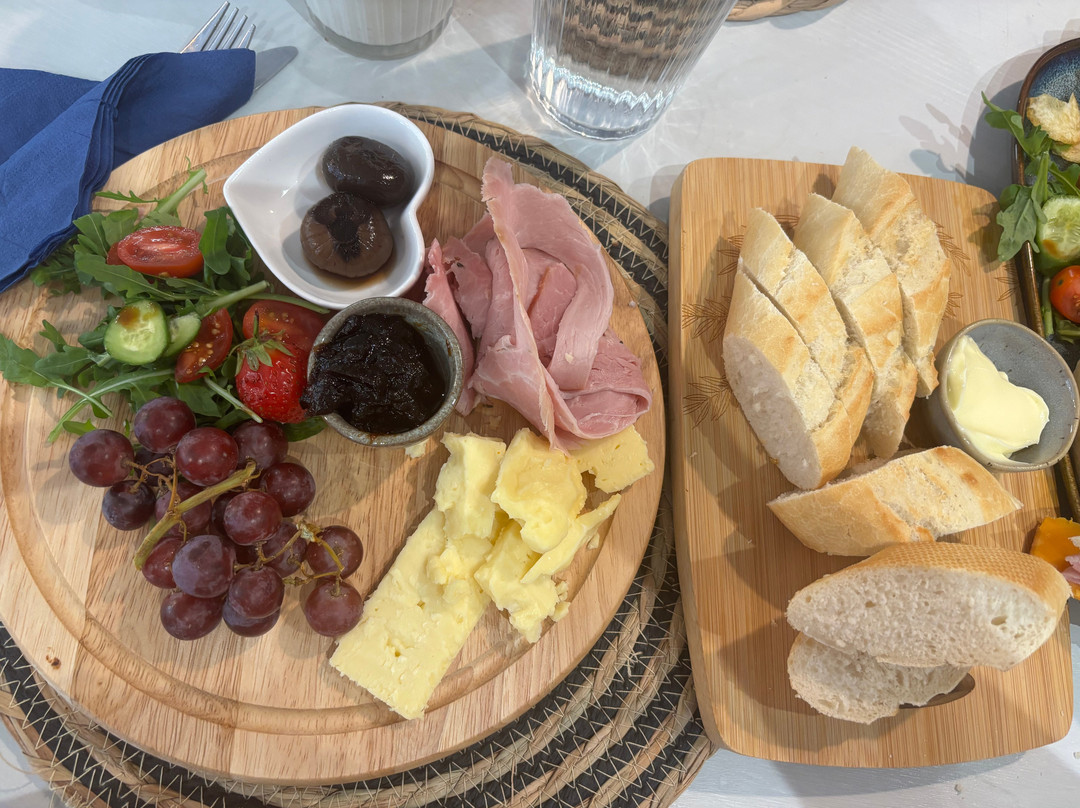 The Deli On The Hill