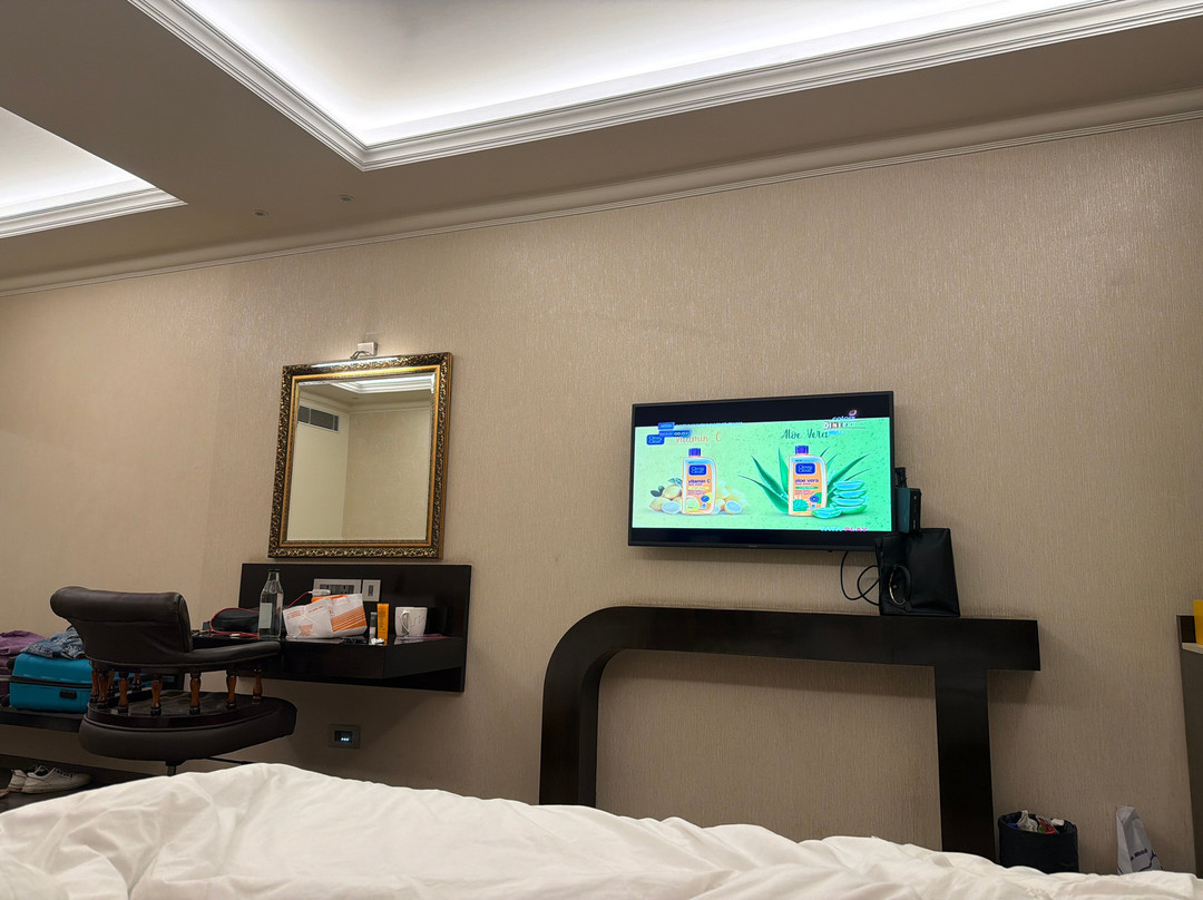 查漠区域公园酒店主图