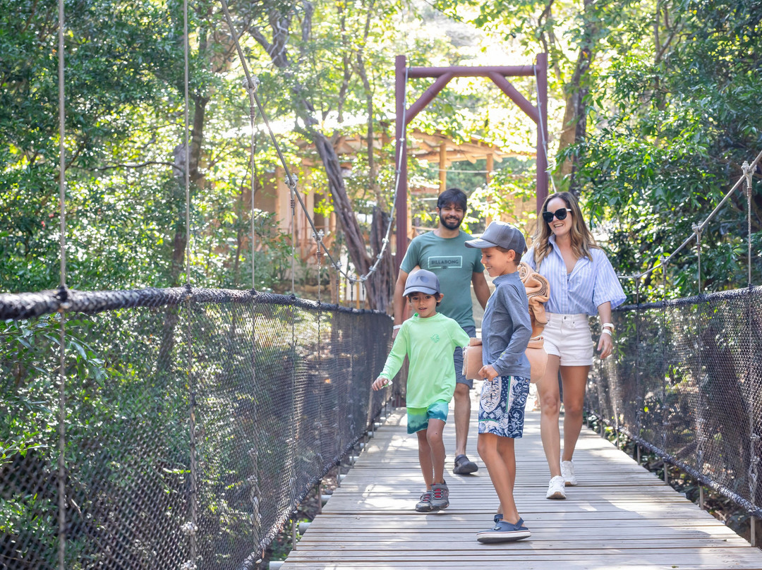 Adventure Tours Hacienda Guachipelin-瓜纳卡斯特自然保护区必去景点