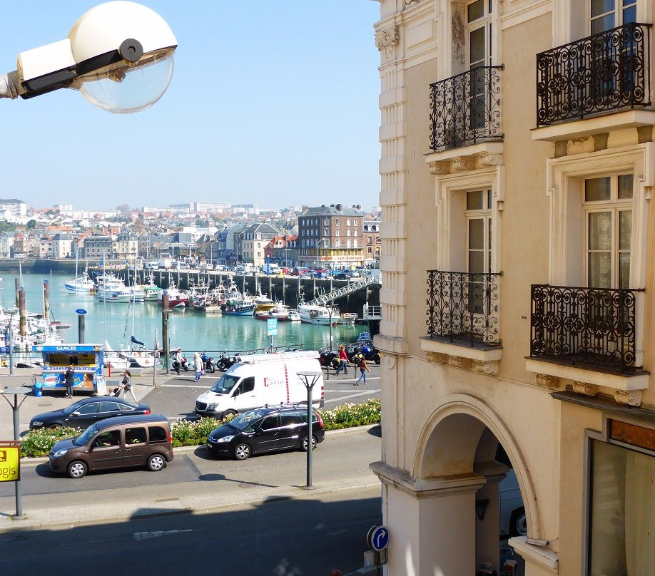 Hotel les Arcades