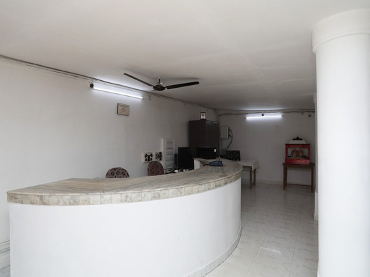 OYO 16977 Megha Resort