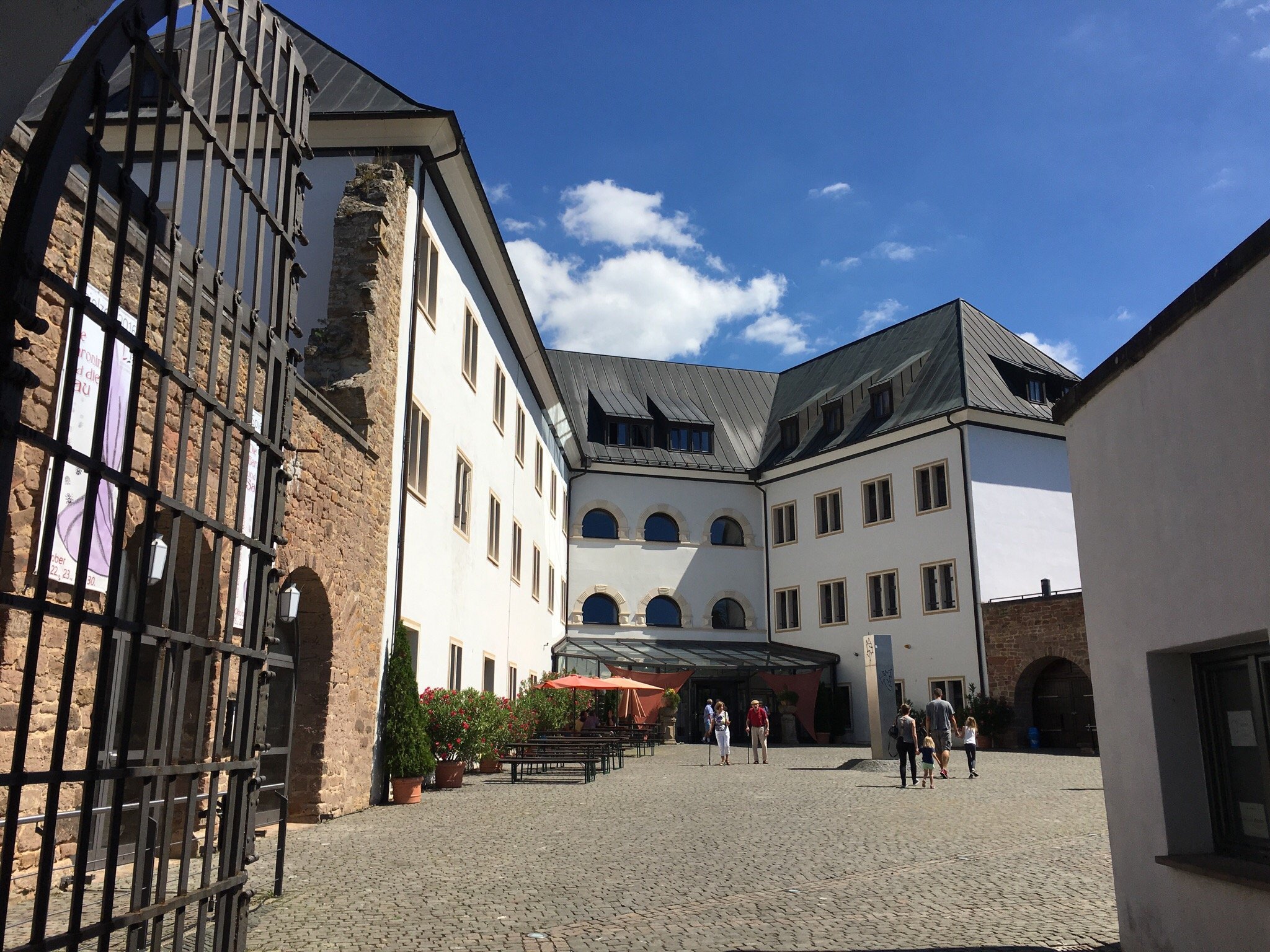 Jugendherberge Burg Altleiningen-官方