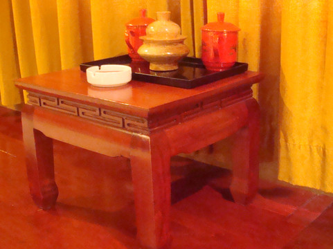 融易居精品酒店主图