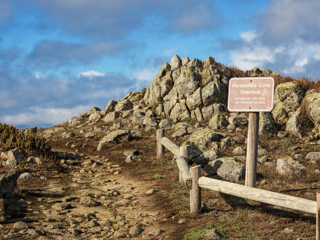 Horseshoe Cove Overlook