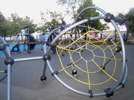 派尔努旅游景点-Parnu Beach Playground
