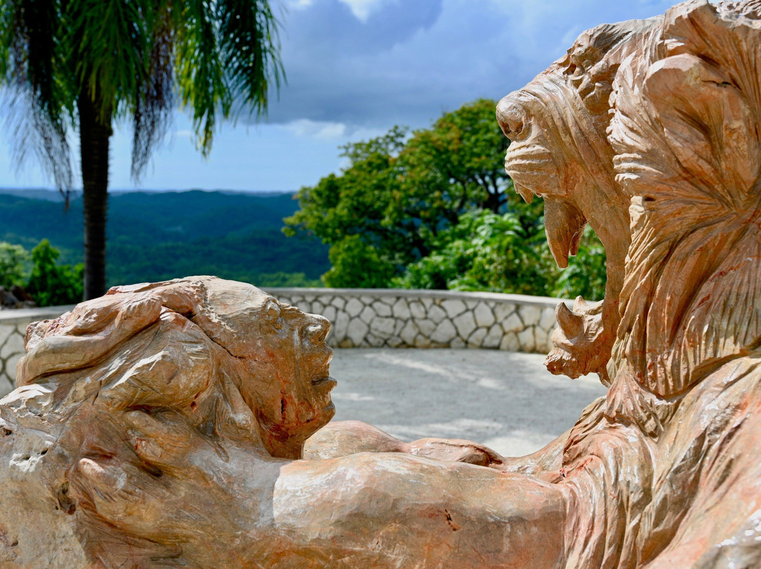 Jamaica Giants Sculpture park and art galleries景点图片