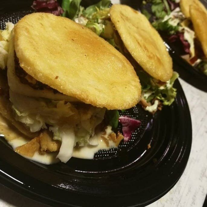 La Pernilita - Latin Food