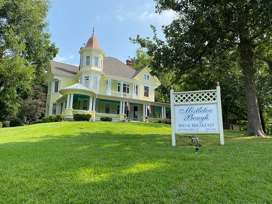 Mistletoe Bough Bed and Breakfast主图