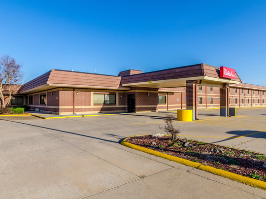 Red Roof Inn & Conference Center Wichita Airport主图