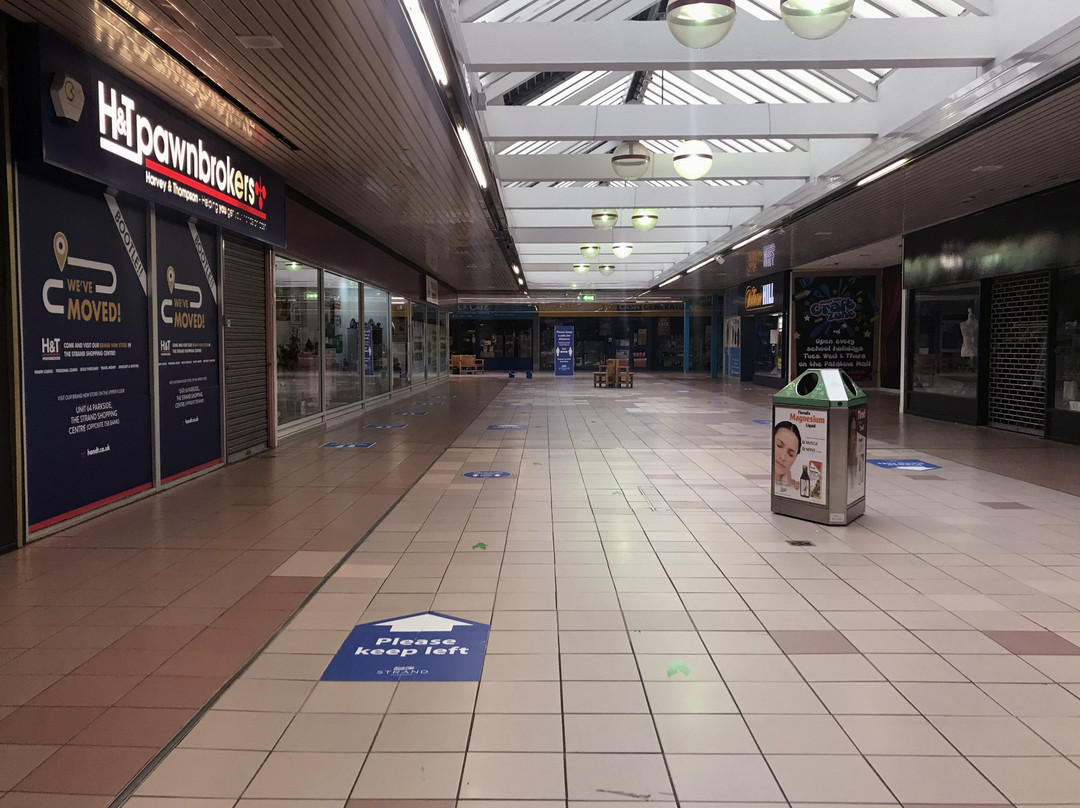 Strand Shopping Centre