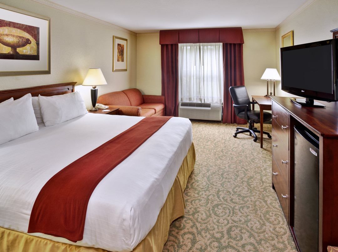 Holiday Inn Express Breaux Bridge/henderson By IHG主图