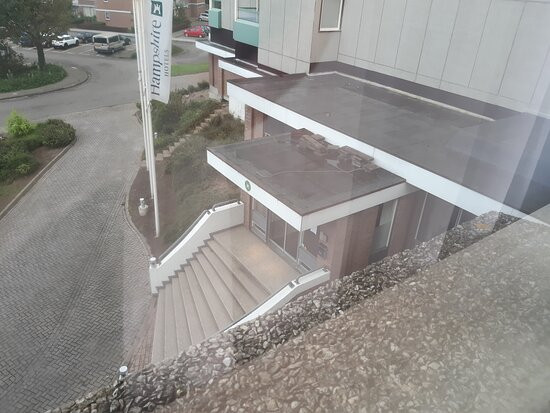 罕布什尔酒店主图