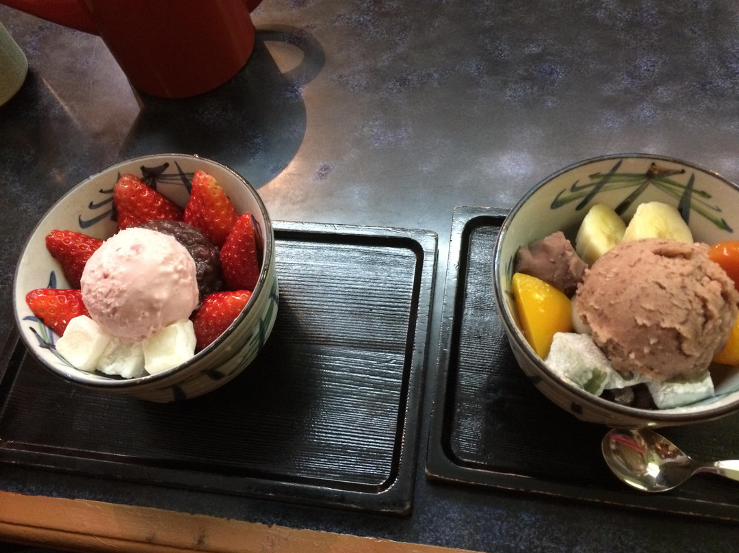 みつばち本店
