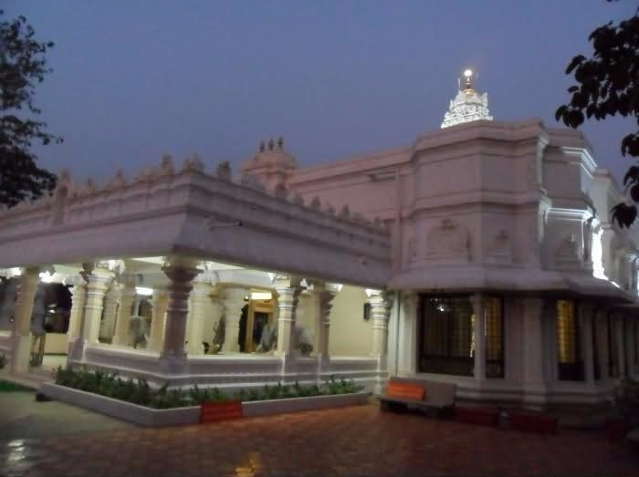 Shri Durga Parameshwari Temple景点图片