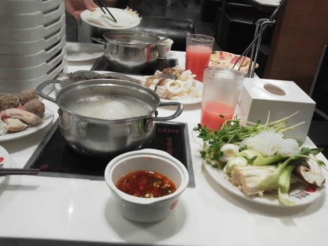 鼎香缘海鲜自助火锅主图