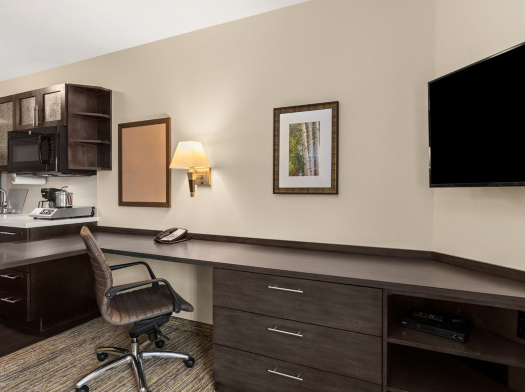 Candlewood Suites Pueblo By IHG主图