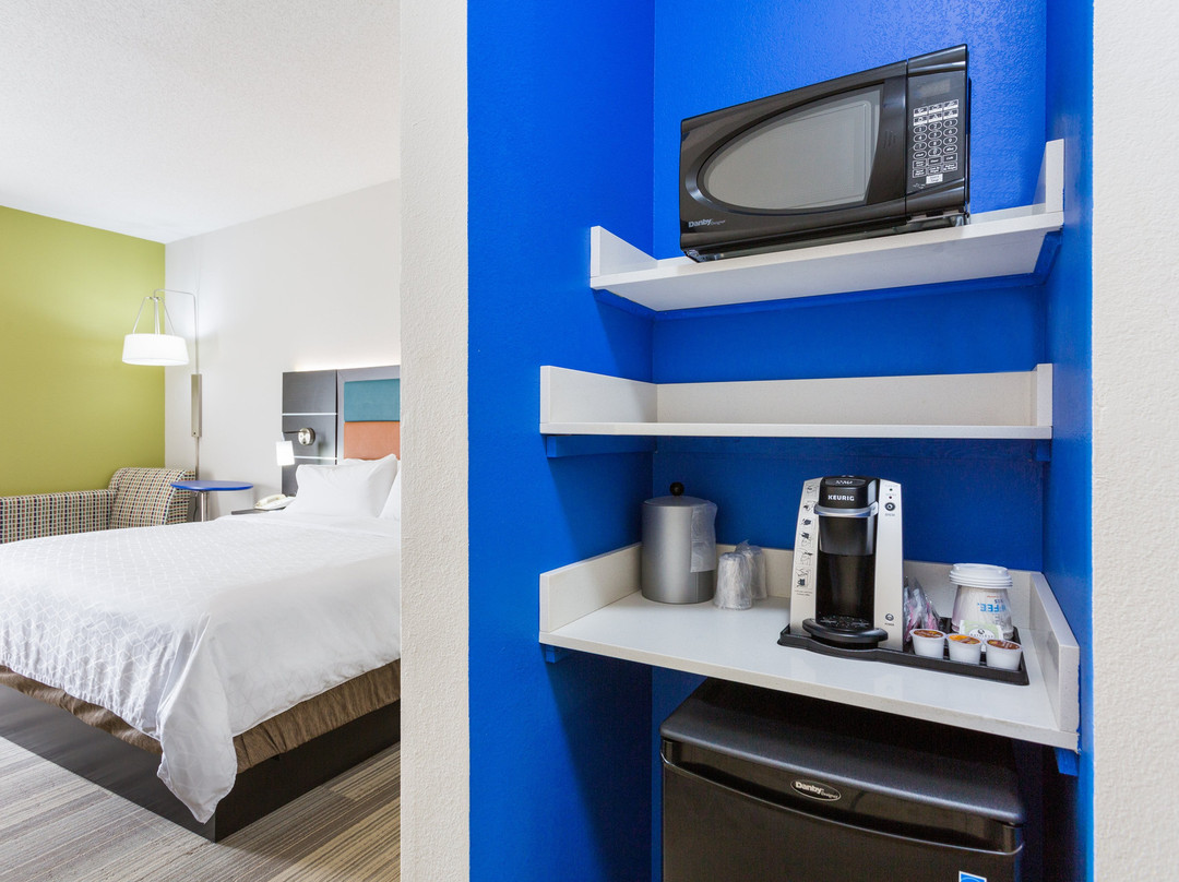 普利茅斯智选假日酒店主图