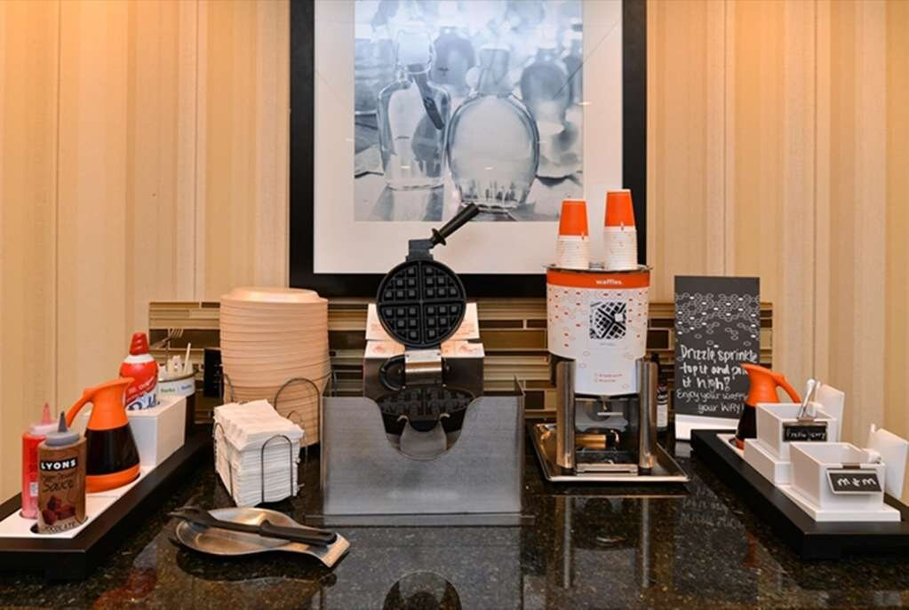 Hampton Inn & Suites Hopkinsville主图