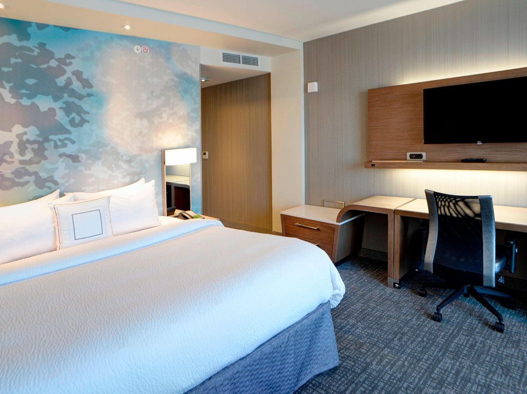 Courtyard by Marriott Muncie at Horizon Convention Center主图