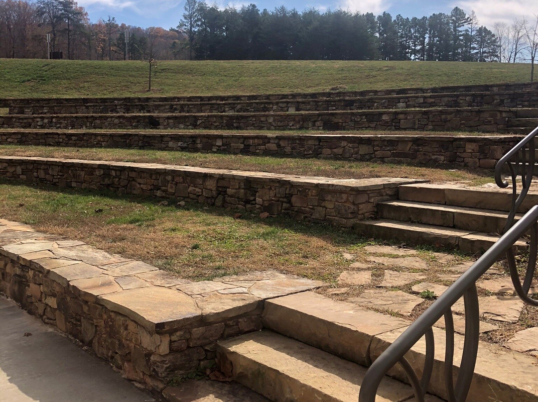 Echo Bluff State Park-Eminence必去景点