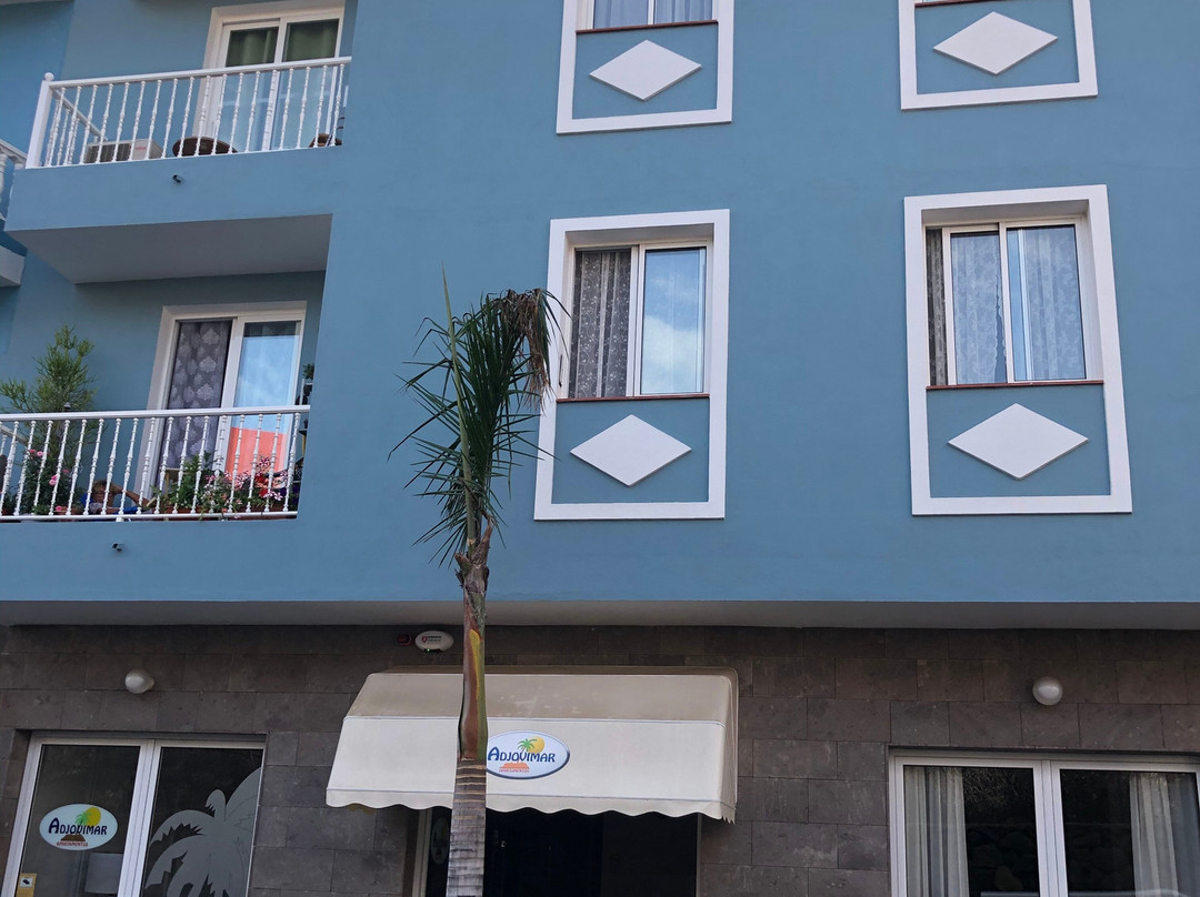 Apartamentos Adjovimar主图