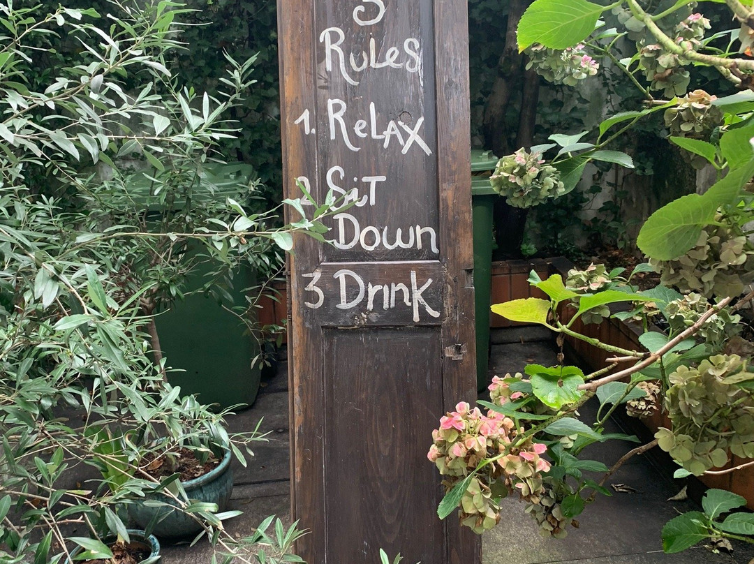 短笛酒店主图