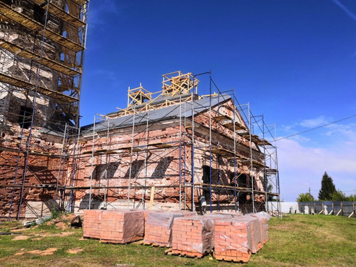 Church of the Annunciation of the Blessed Virgin-Velikovo必去景点