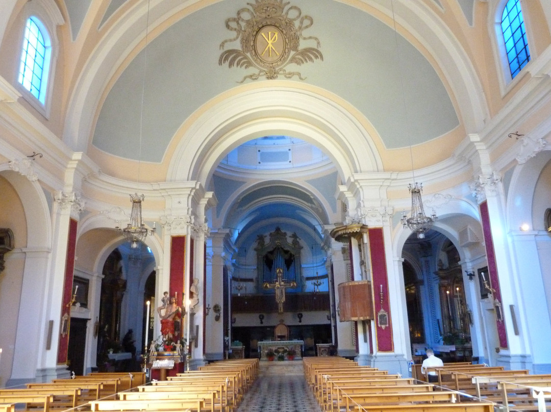 Duomo di San Cristoforo-Urbania必去景点