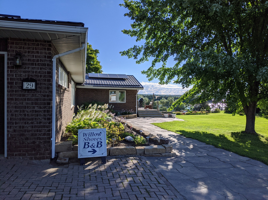 Willow Shores B&B主图