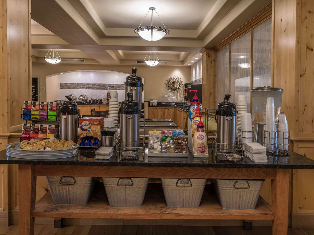 拉科恩塔艾达荷福尔斯旅馆和套房酒店主图