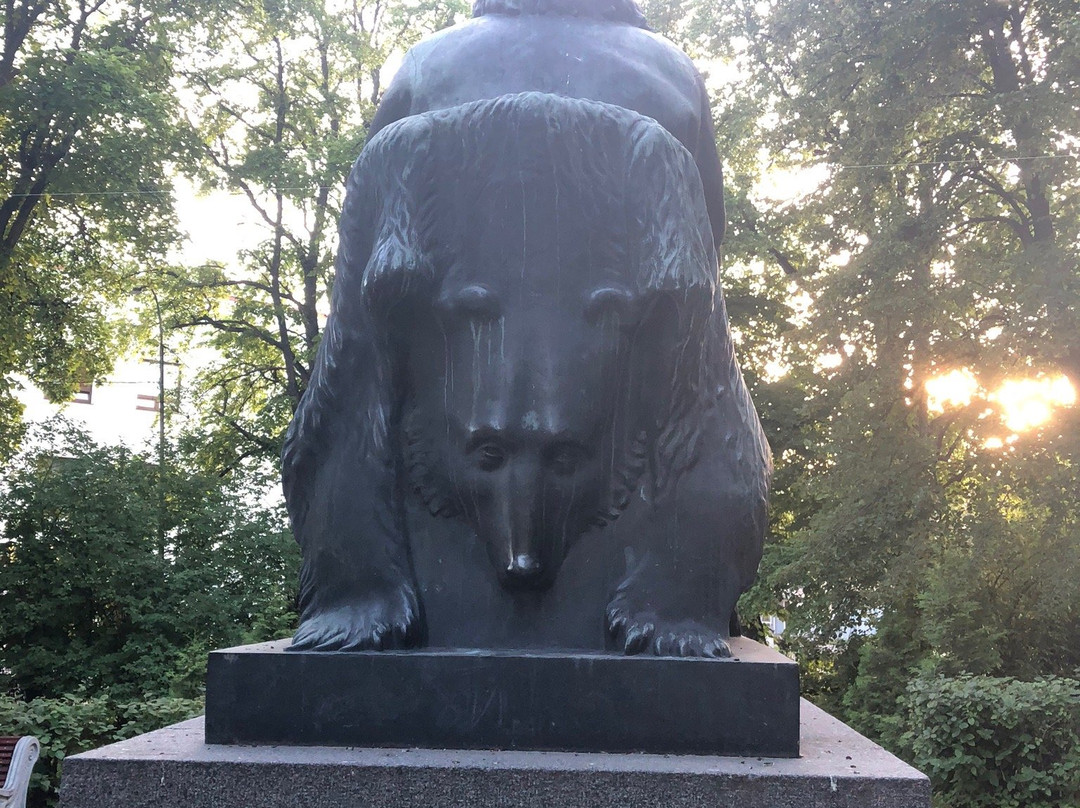 Monument Runopevtsu景点图片