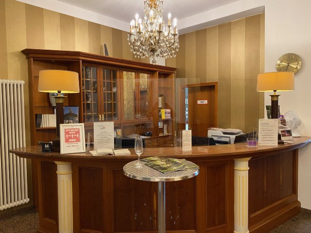 罗曼蒂克博格凯勒克思特灵酒店-浴室