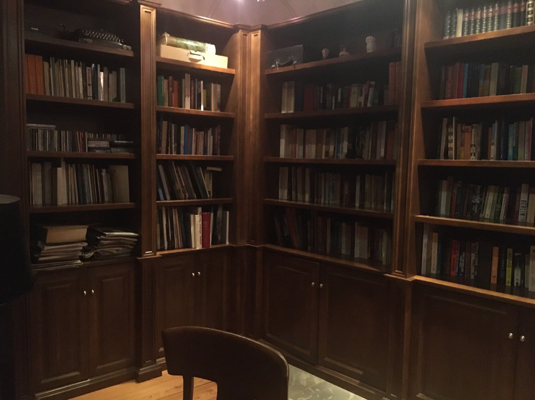 The Library Hotel Wellness Retreat主图