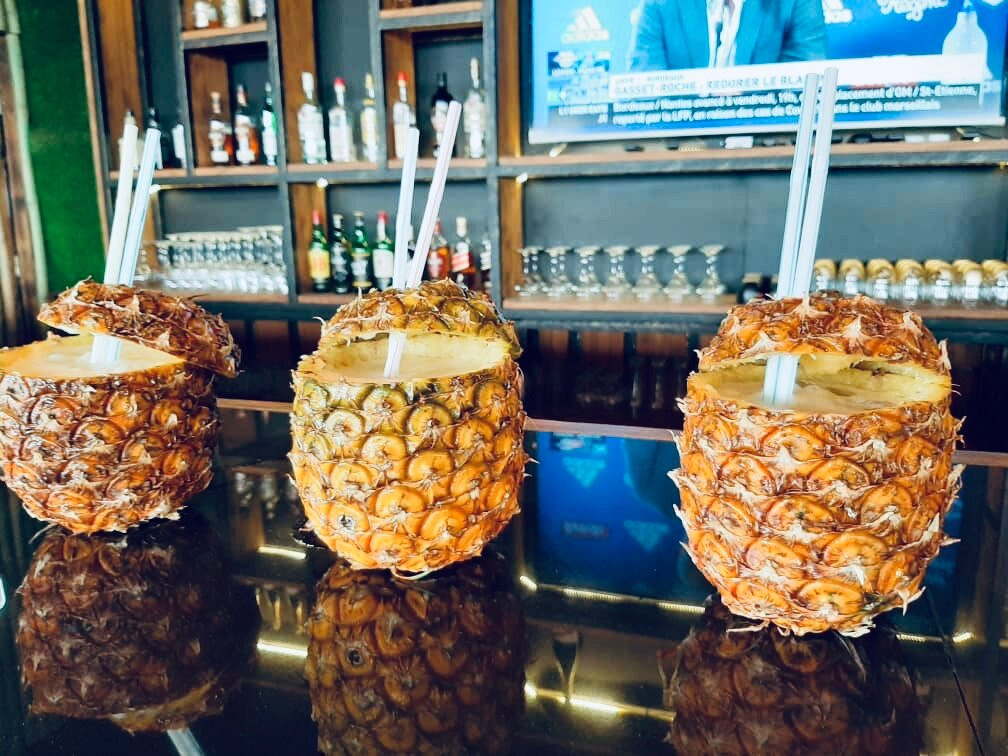 Pichichi Sportsbar-布拉萨市必去景点