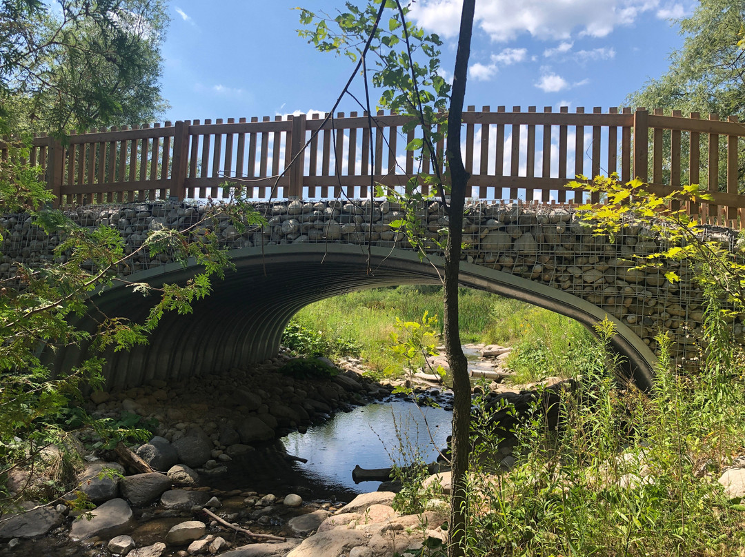 Terra Cotta Conservation Area-霍尔藤山市必去景点