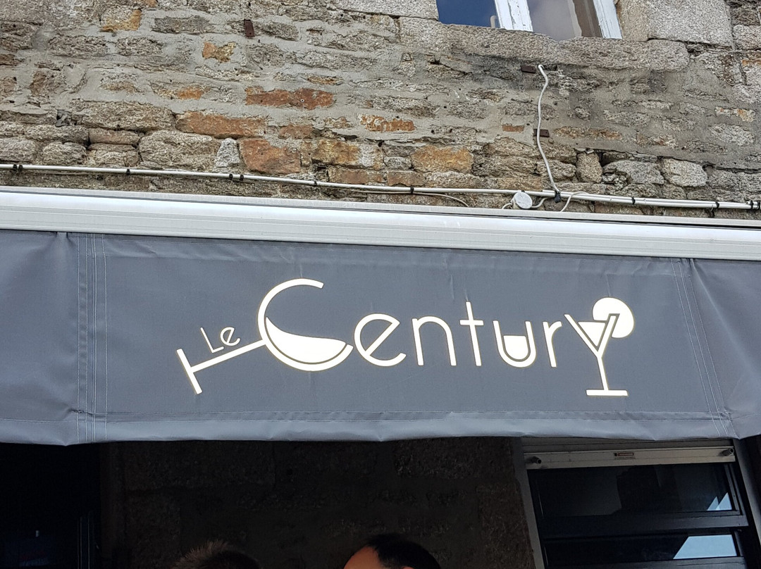 Vilde-Guingalan旅游景点-Le Century Bar