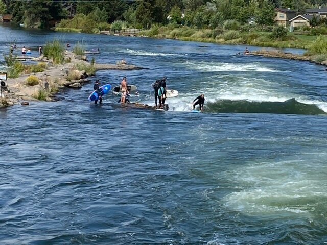 Tumalo Creek Kayak & Canoe-本德必去景点
