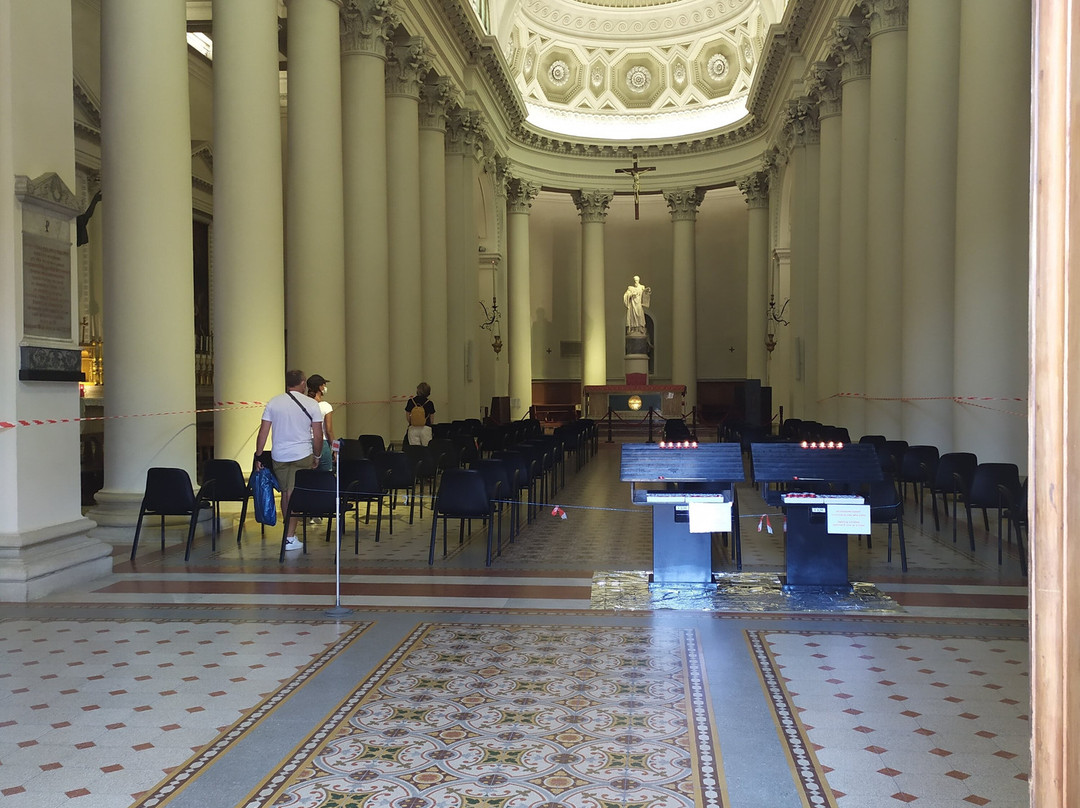 Chiesa dei Santi Pietro Marino e Leone景点图片