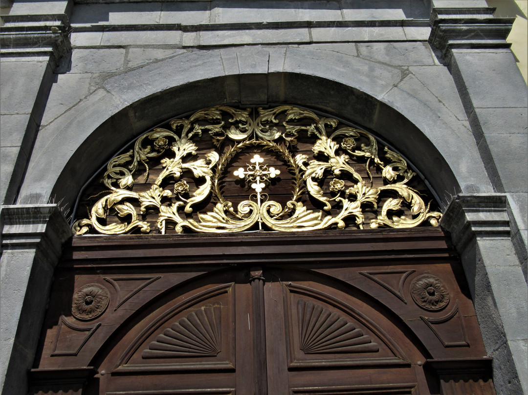 La Collegiale Saint Jacques-萨朗什必去景点