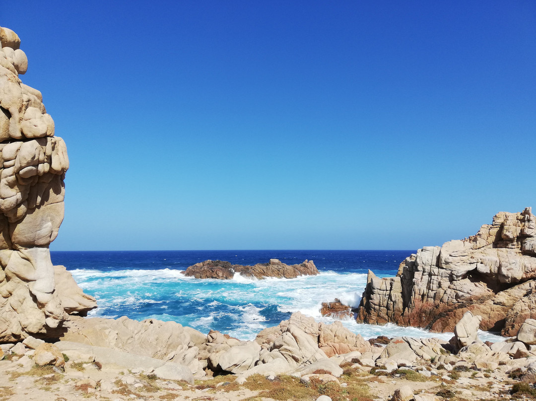 Spiaggia Li Baietti-Costa Paradiso必去景点